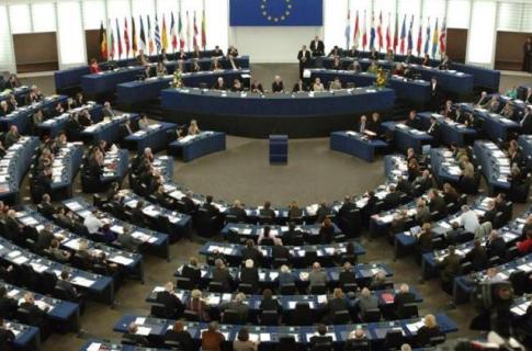 Ευρωβουλή: Αναστολή ενταξιακών διαπραγματεύσεων με Τουρκία